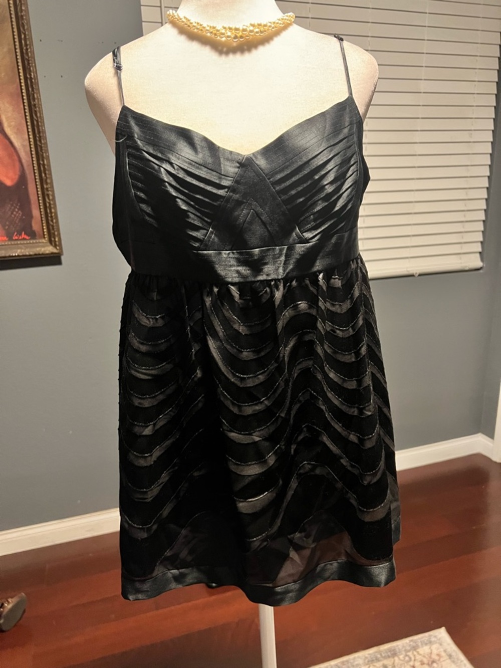BCBGMaxAzria Black Silk Spaghetti Strap Babydoll Top. Size L